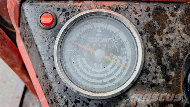 Case IH 824 Traktorok