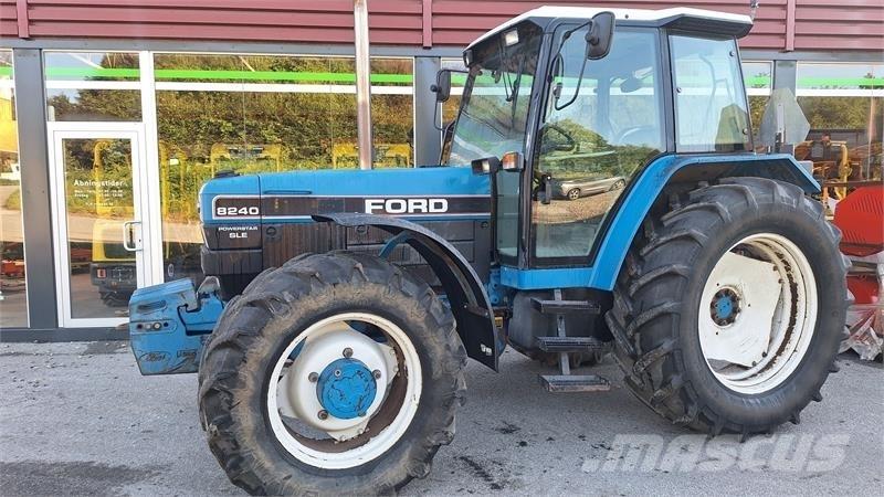 Ford 8240 Traktorok