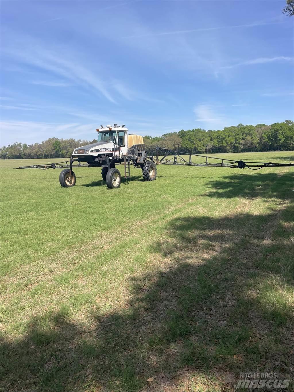 Agco 4640 Vontatott trágyaszórók