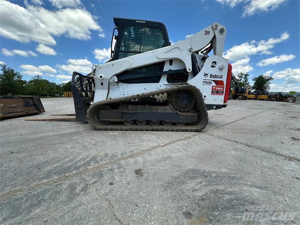 Bobcat T740 Mini homlokrakodók