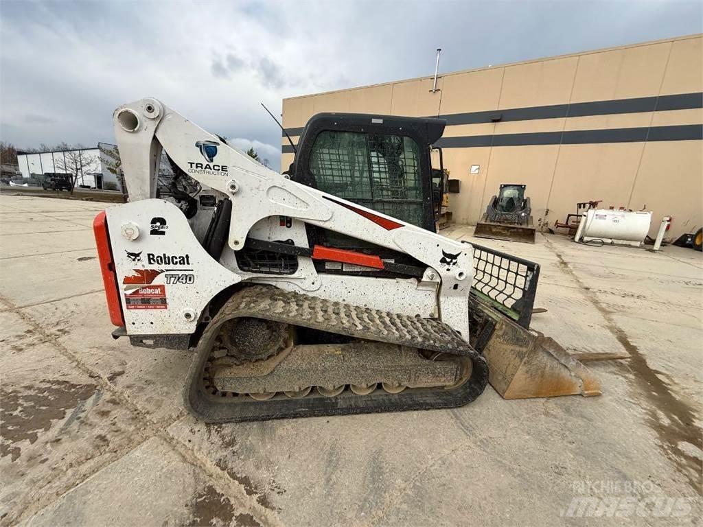 Bobcat T740 Mini homlokrakodók
