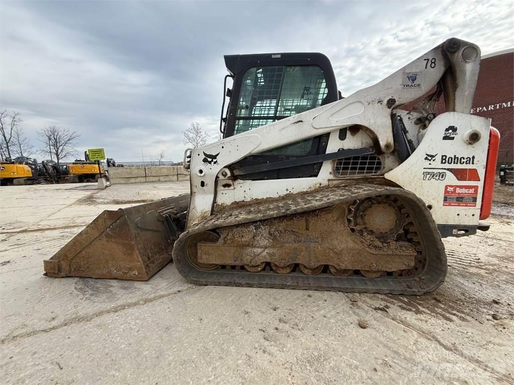 Bobcat T740 Mini homlokrakodók
