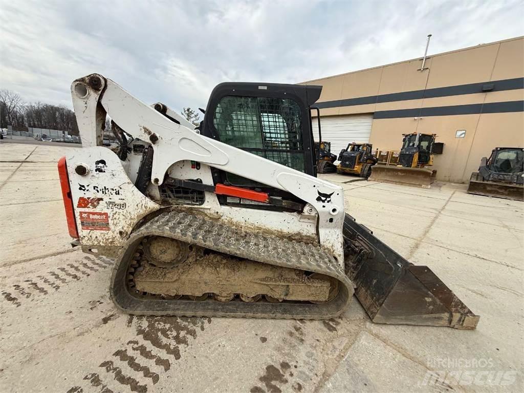 Bobcat T740 Mini homlokrakodók