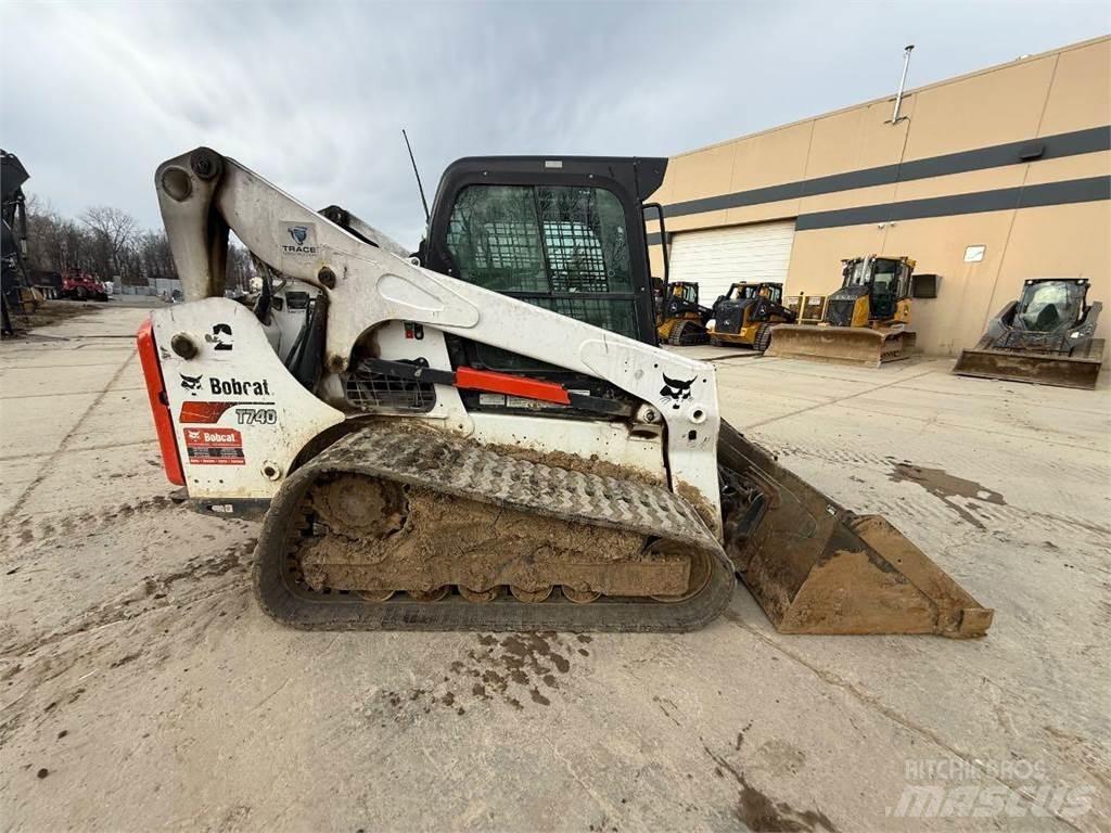 Bobcat T740 Mini homlokrakodók