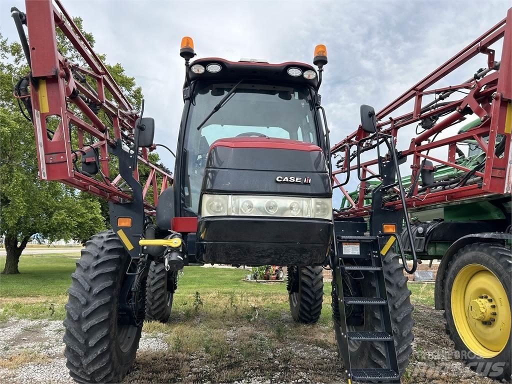 Case IH 3240 Vontatott trágyaszórók