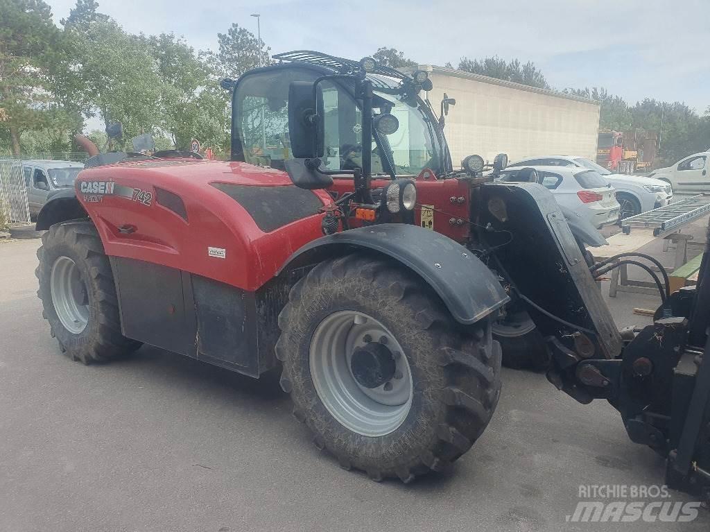 Case IH 742 Traktorok