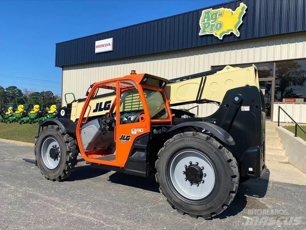 JLG 742 Teleszkópos rakodók