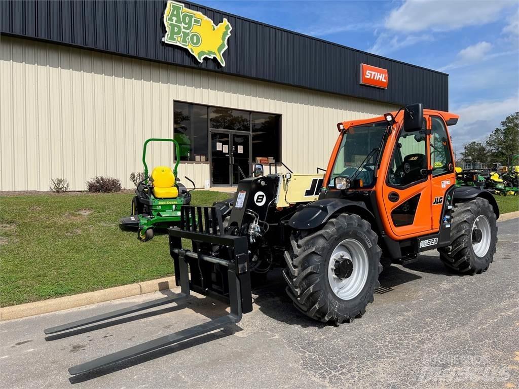 JLG 823 Teleszkópos rakodók