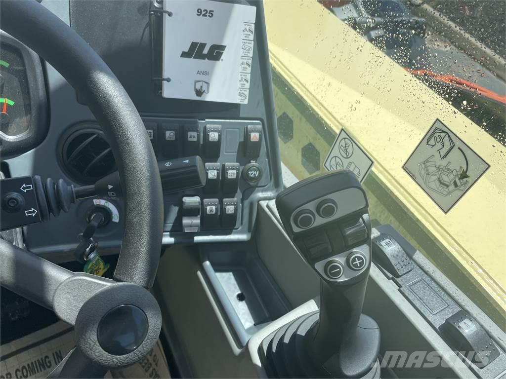JLG 925 Teleszkópos rakodók