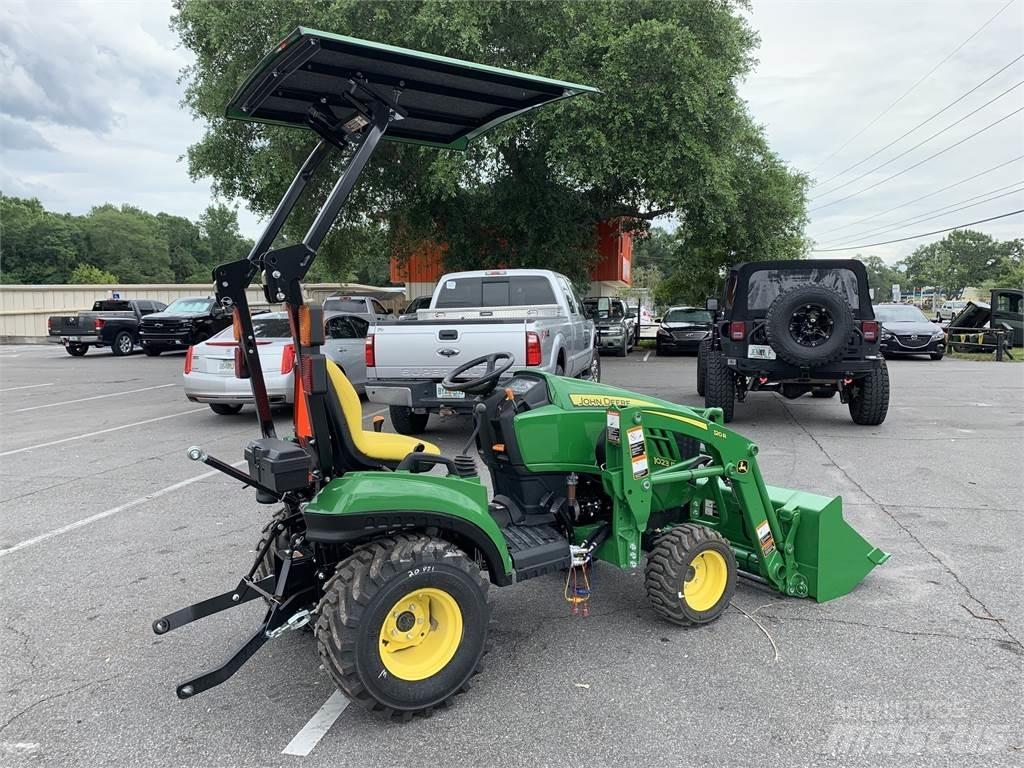 John Deere 1023E Kompakt traktorok