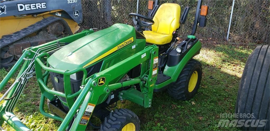 John Deere 1023E Kompakt traktorok