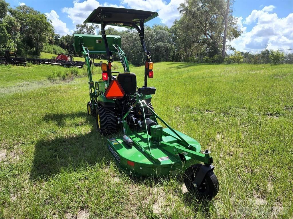 John Deere 1023E Kompakt traktorok