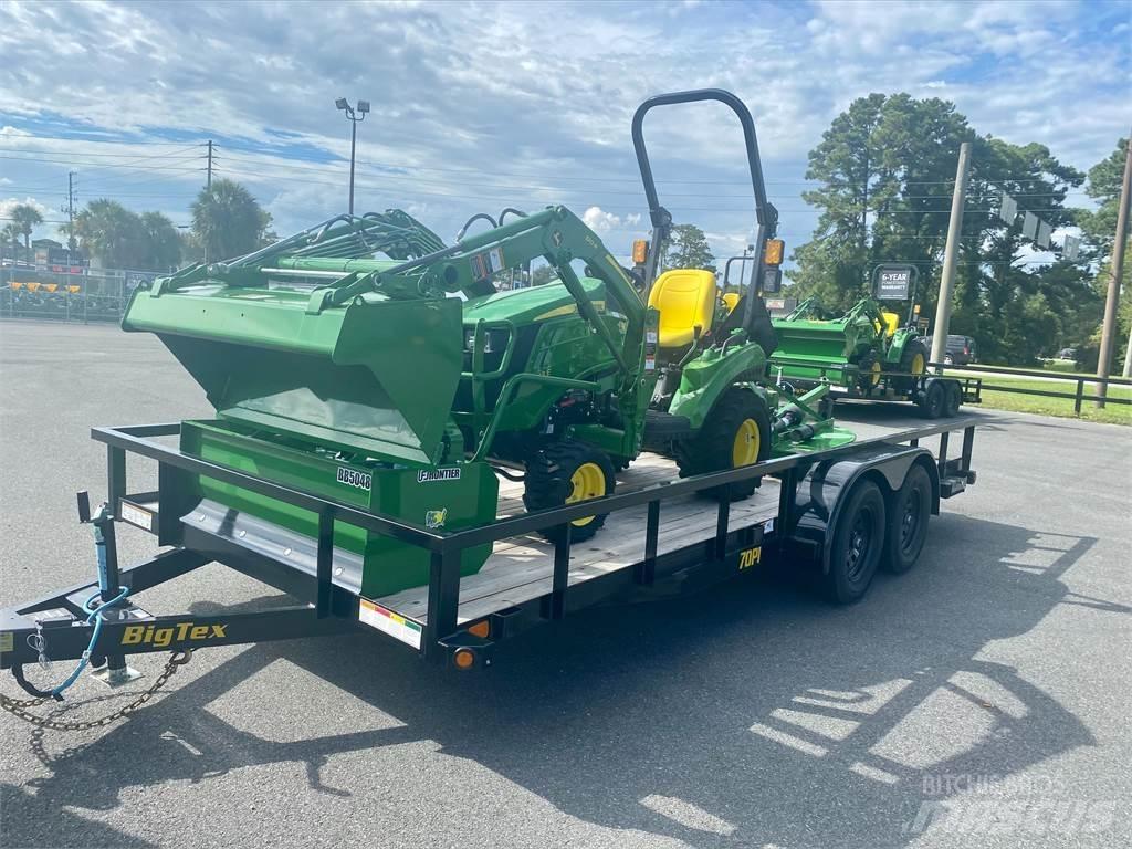 John Deere 1023E Kompakt traktorok