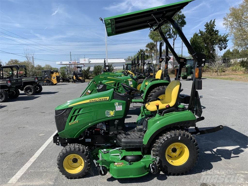 John Deere 1023E Kompakt traktorok