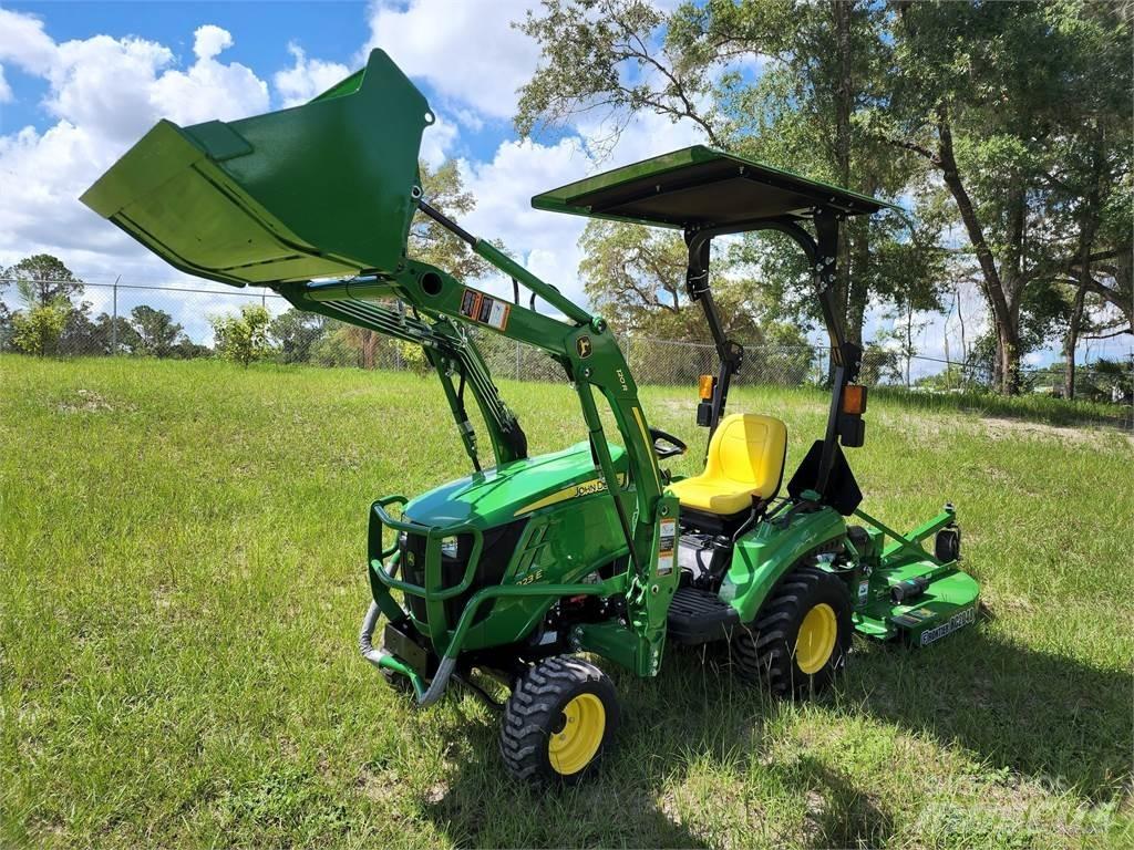 John Deere 1023E Kompakt traktorok