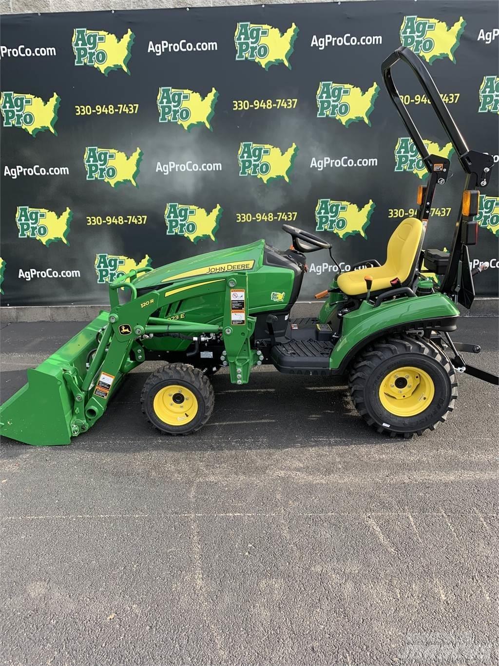 John Deere 1023E Kompakt traktorok
