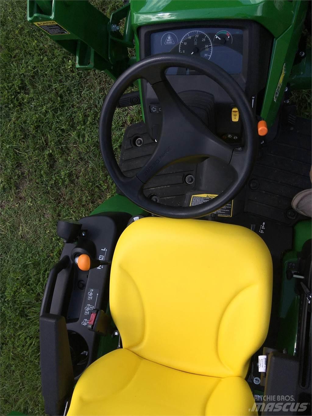 John Deere 1025R Kompakt traktorok