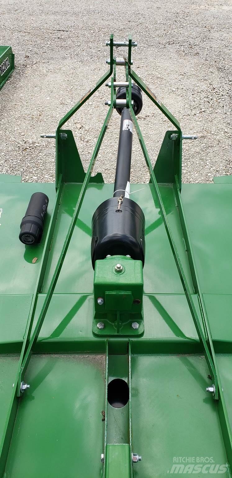 John Deere 1025R Kompakt traktorok