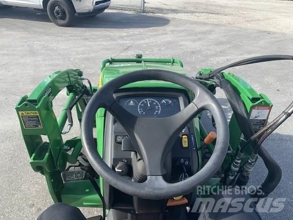 John Deere 1025R Kompakt traktorok