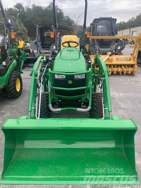 John Deere 1025R Kompakt traktorok