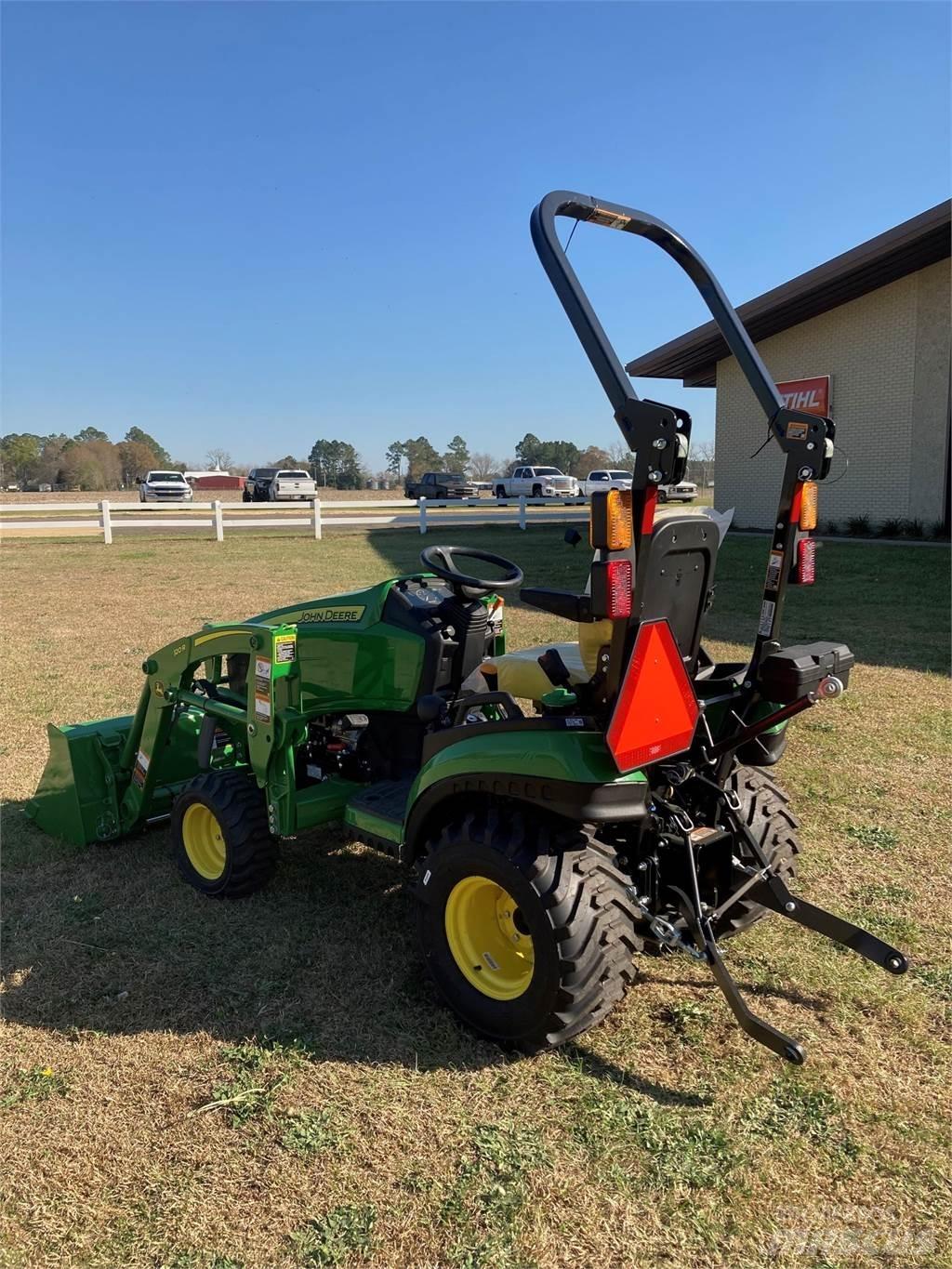 John Deere 1025R Kompakt traktorok