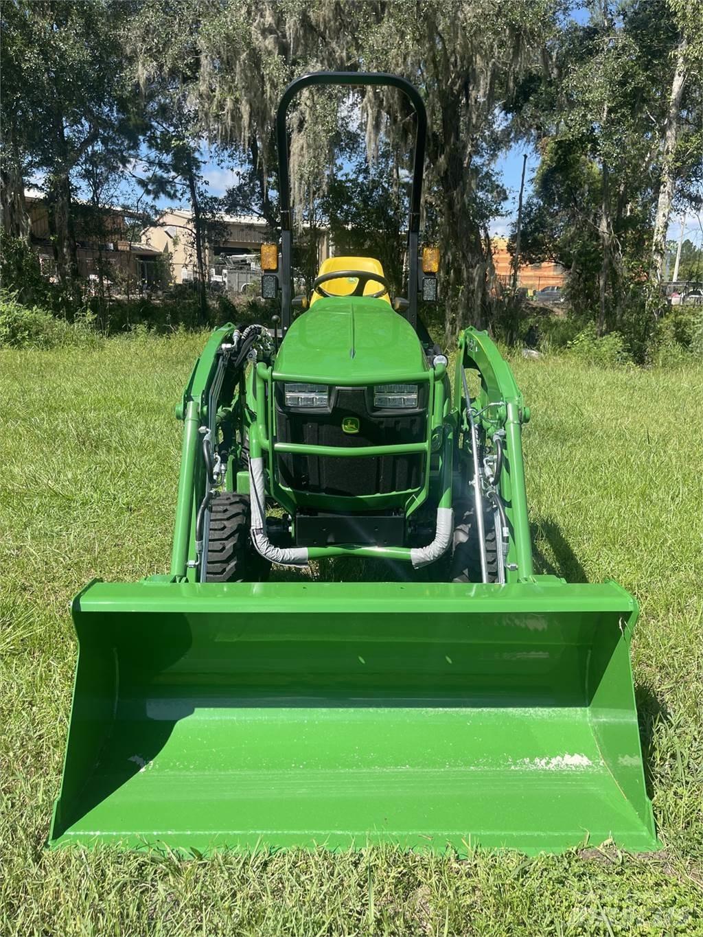 John Deere 1025R Kompakt traktorok