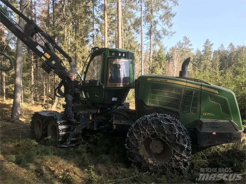 John Deere 1270G Betakarítók