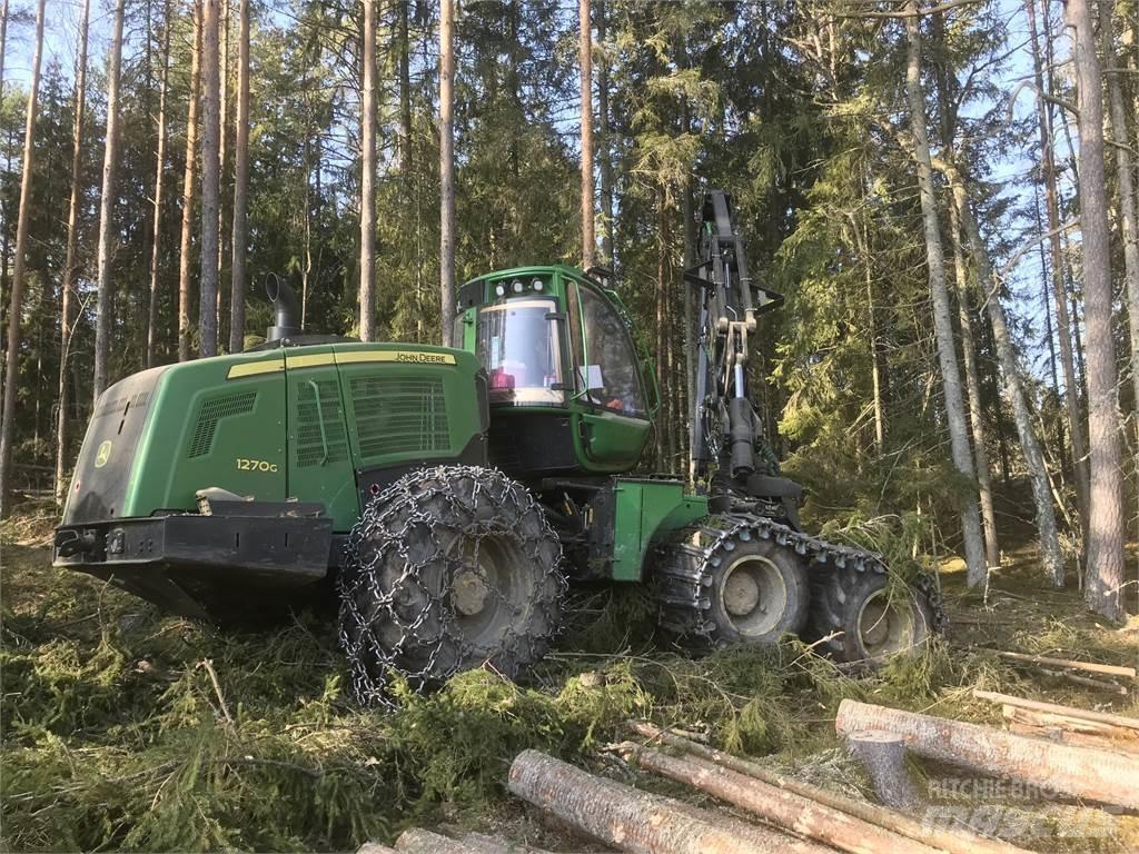 John Deere 1270G Betakarítók