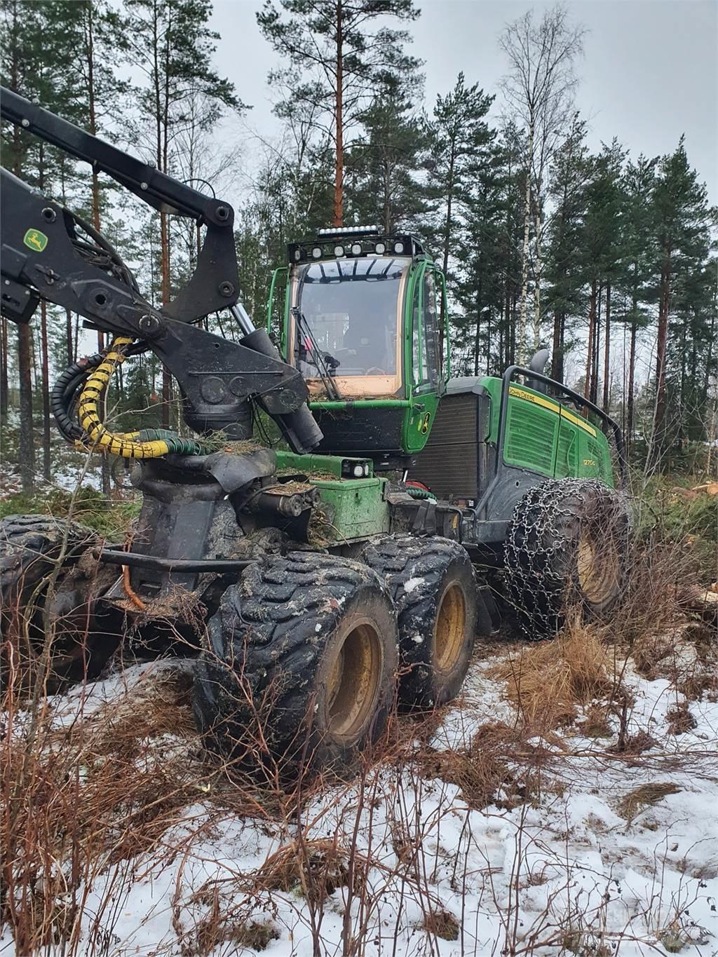 John Deere 1270G Betakarítók