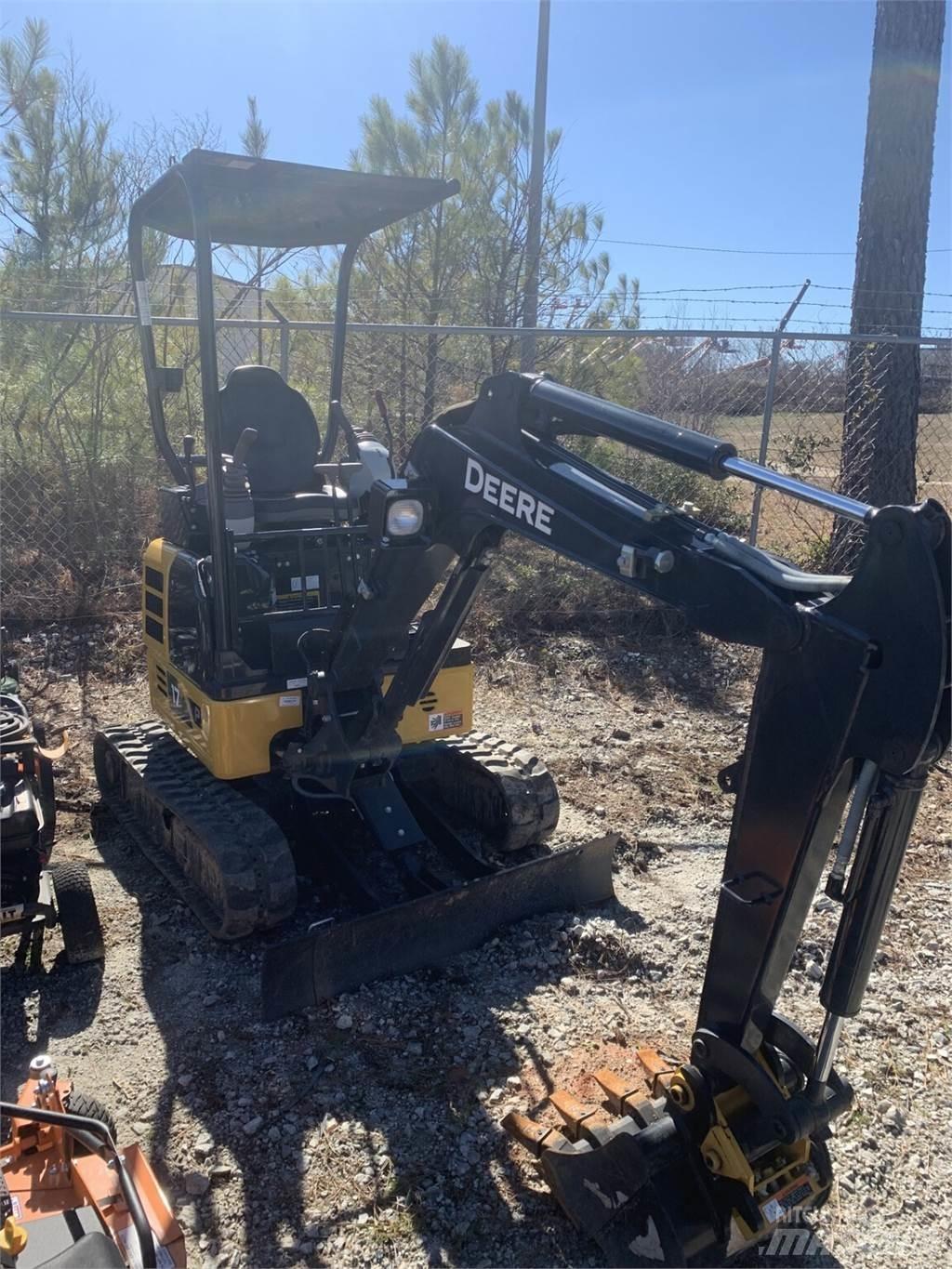 John Deere 17P Hosszú gém kotrók
