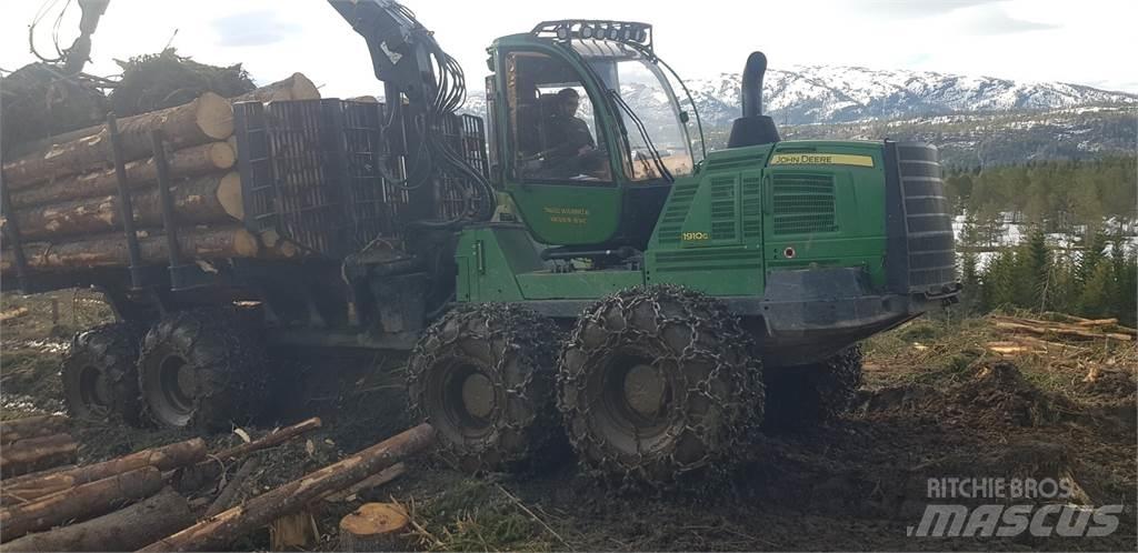John Deere 1910G Kihordók