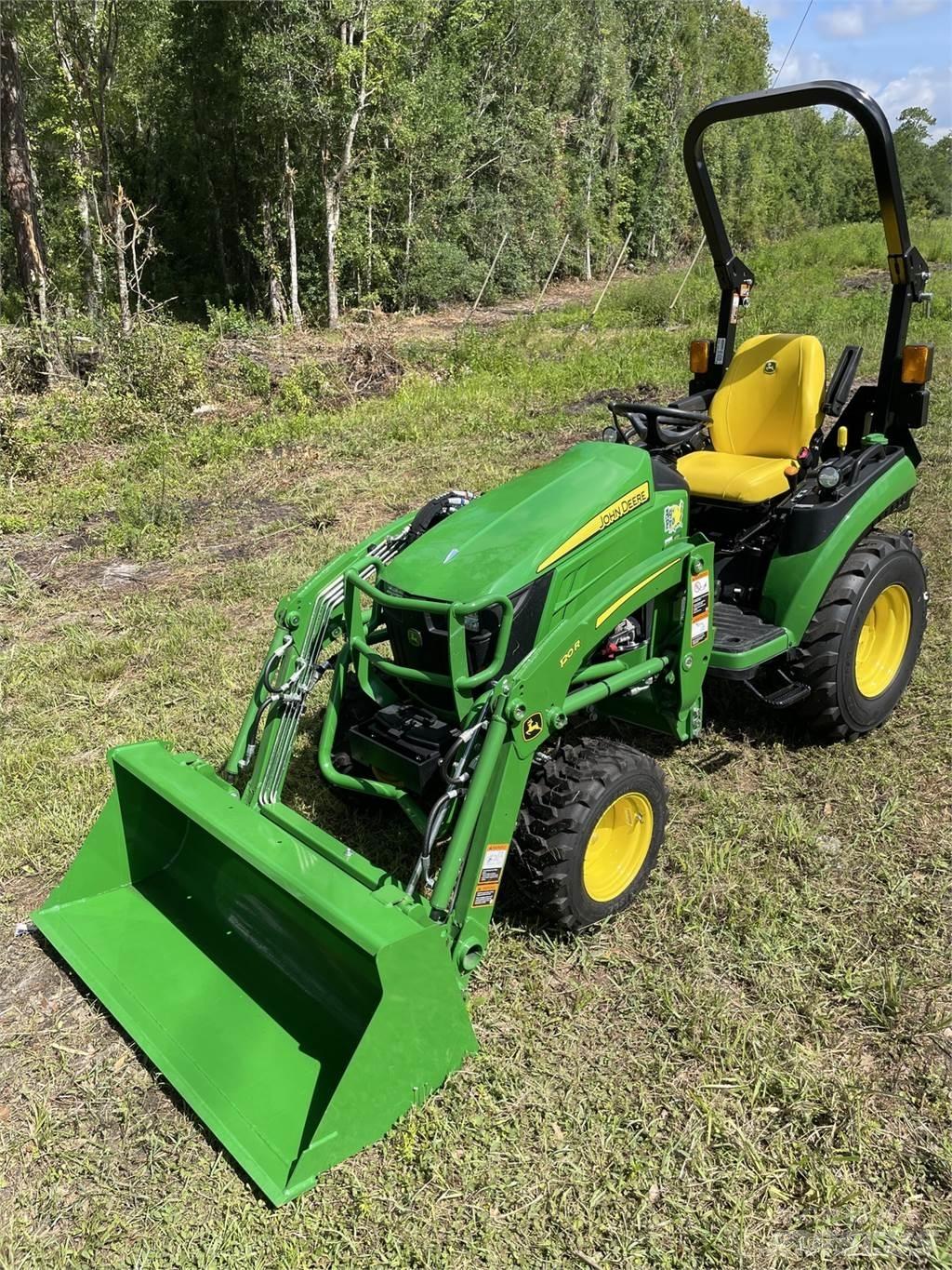 John Deere 2025R Kompakt traktorok