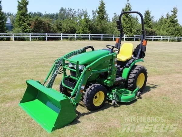 John Deere 2025R Kompakt traktorok