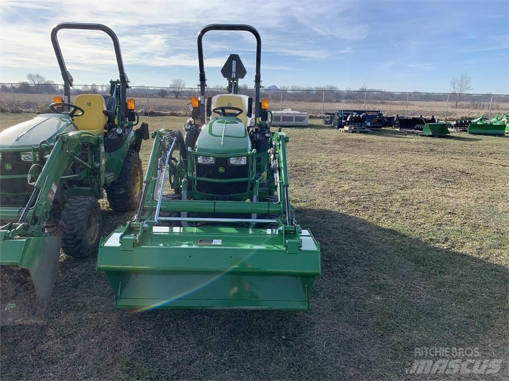John Deere 2025R Kompakt traktorok