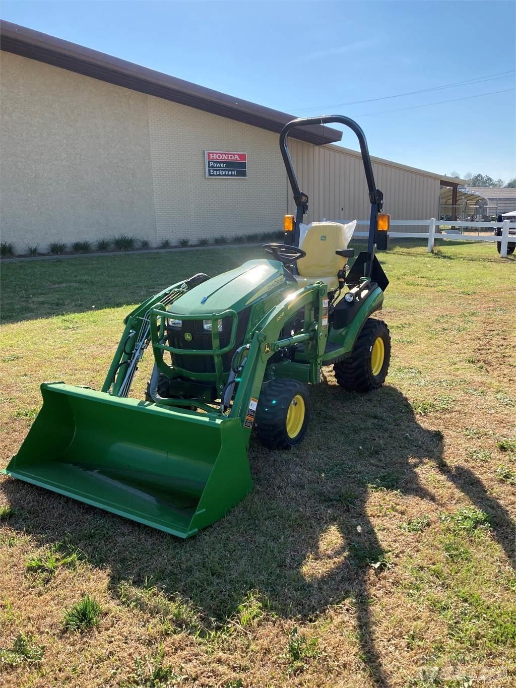 John Deere 2025R Kompakt traktorok