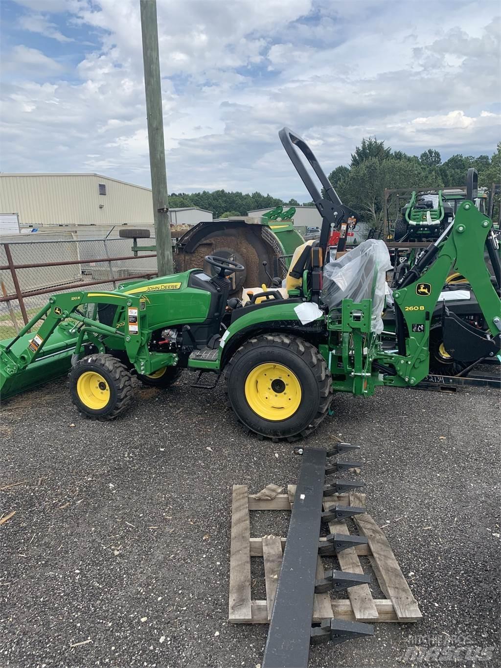 John Deere 2025R Kompakt traktorok