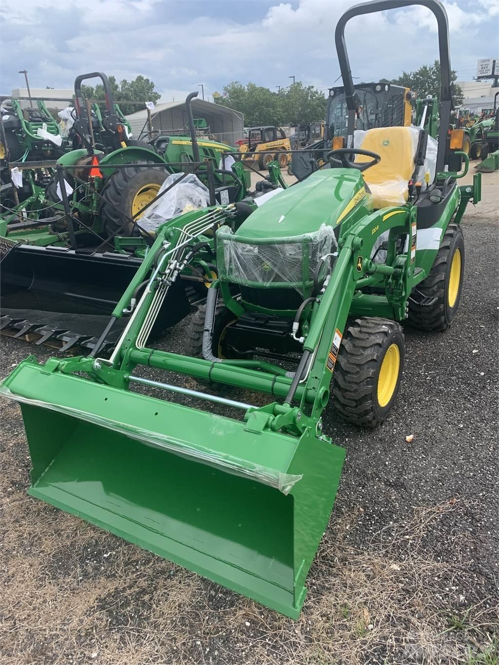 John Deere 2025R Kompakt traktorok