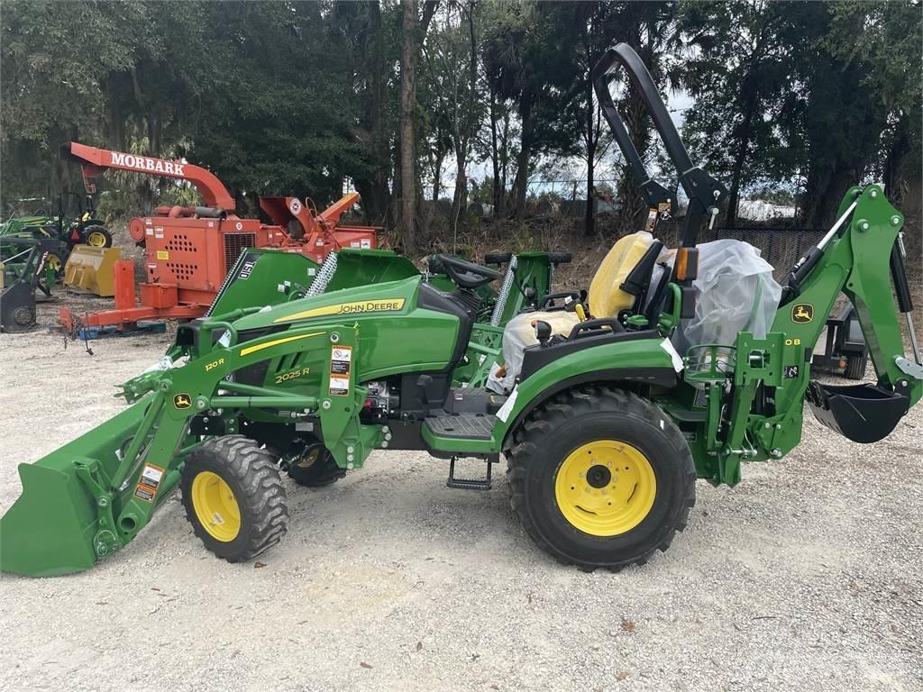 John Deere 2025R Kompakt traktorok