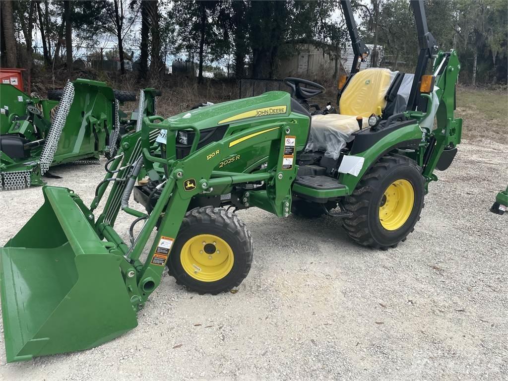 John Deere 2025R Kompakt traktorok