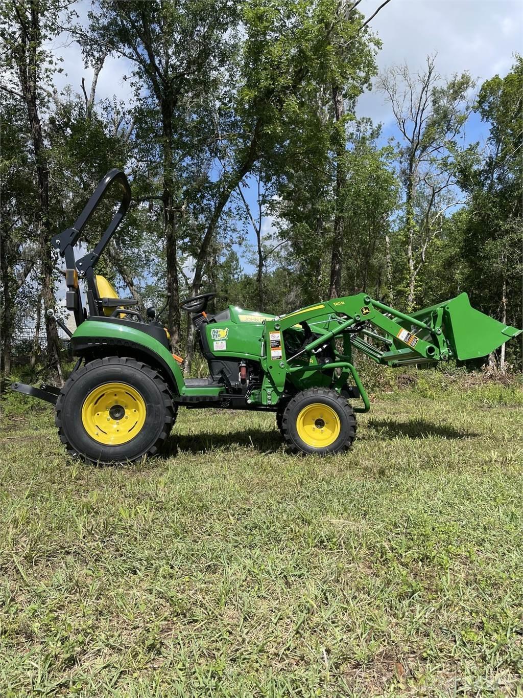 John Deere 2025R Kompakt traktorok
