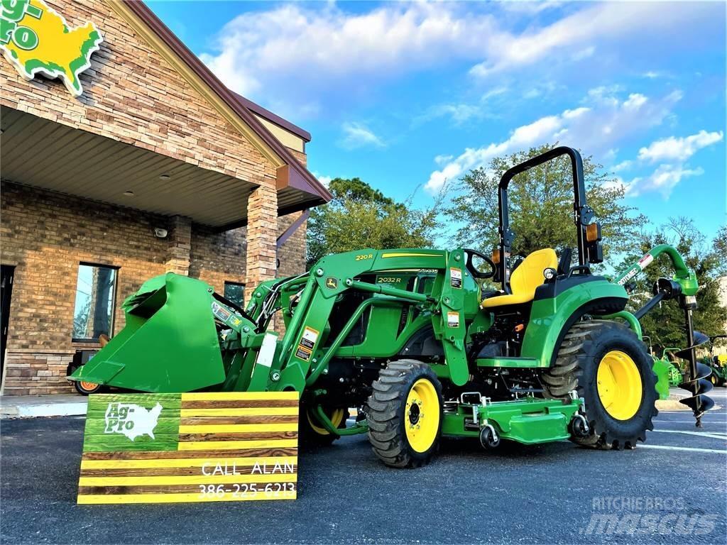 John Deere 2032R Kompakt traktorok