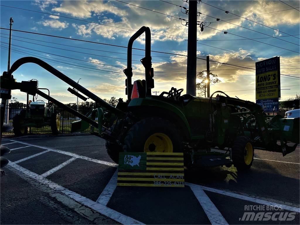 John Deere 2032R Kompakt traktorok