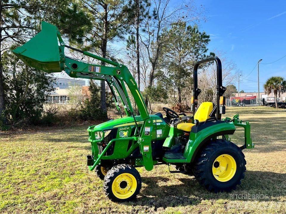 John Deere 2032R Kompakt traktorok