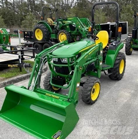 John Deere 2038R Kompakt traktorok