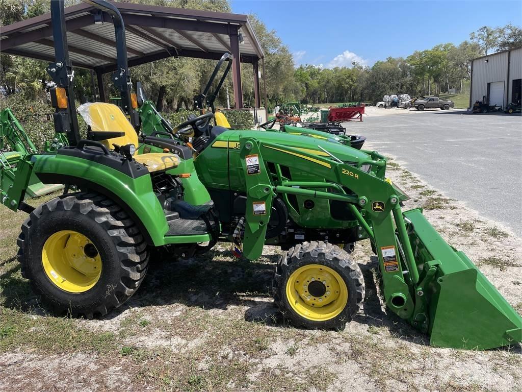 John Deere 2038R Kompakt traktorok