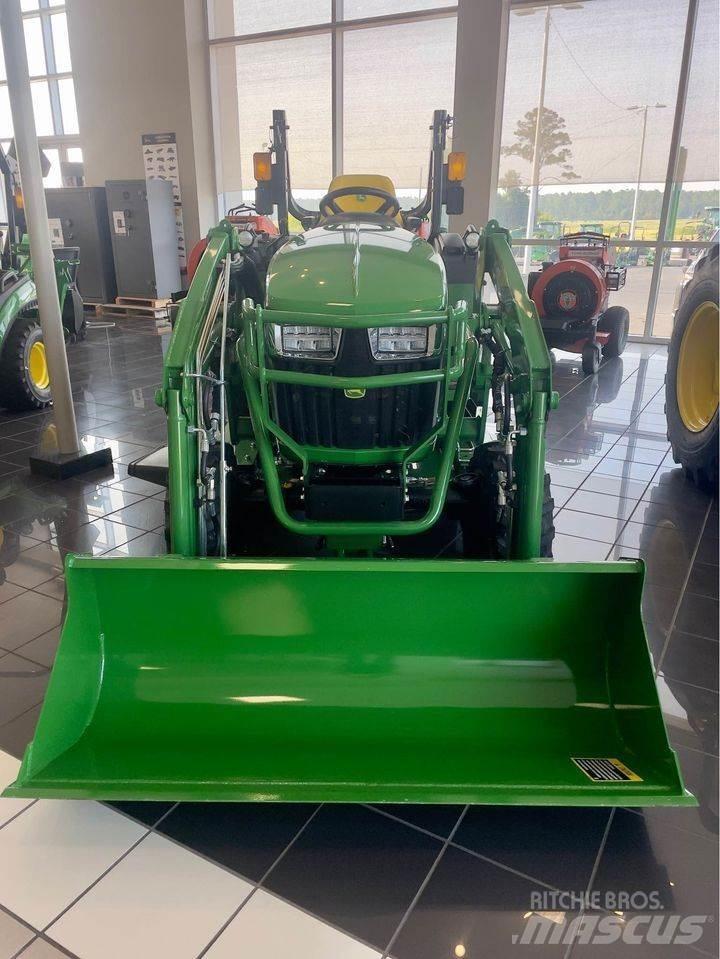 John Deere 2038R Kompakt traktorok