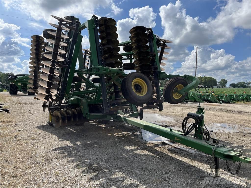 John Deere 2623 Tárcsás boronák