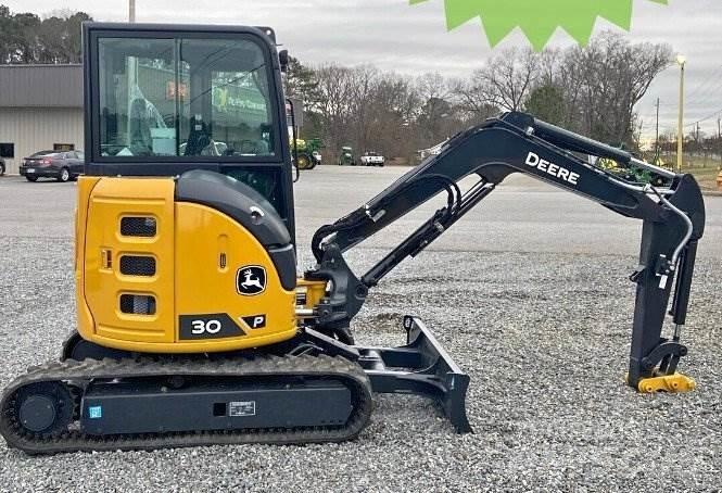 John Deere 30 P Mini kotrók < 7t