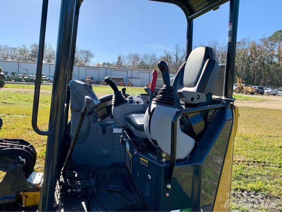 John Deere 30 P Mini kotrók < 7t