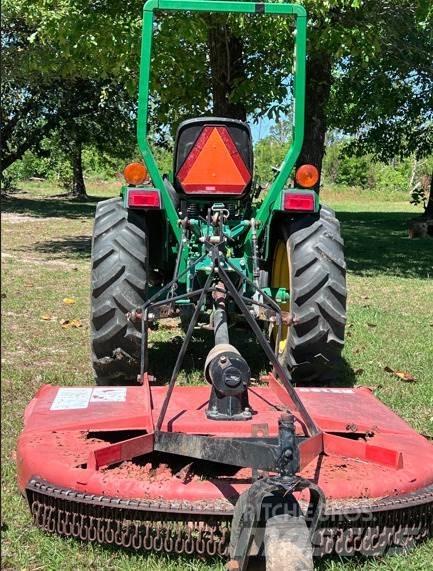 John Deere 3005 Kompakt traktorok